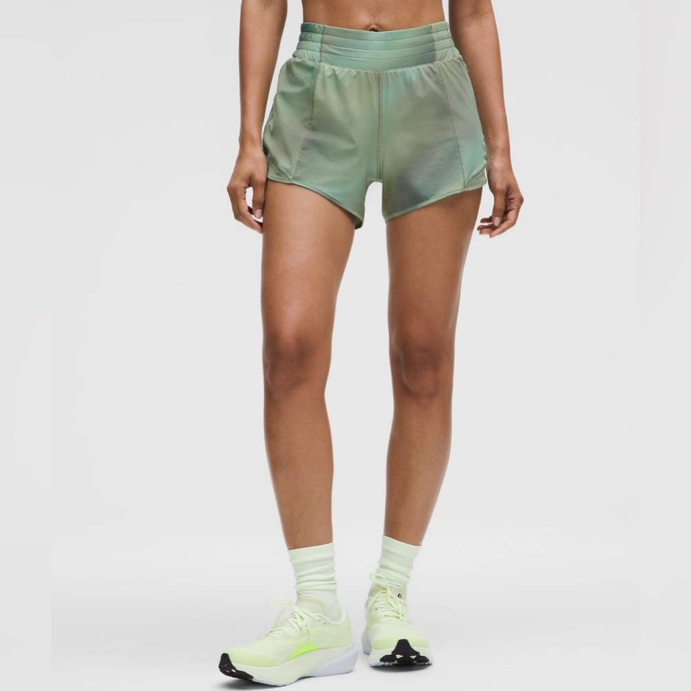 Lululemon Hotty Hot High Rise Shorts 2.5” Lined